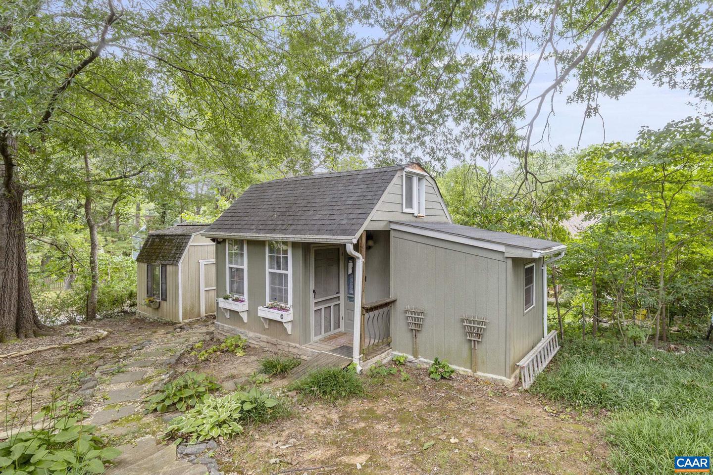 100 GRIMES PL, CHARLOTTESVILLE, Virginia 22902, 3 Bedrooms Bedrooms, ,2 BathroomsBathrooms,Residential,For sale,100 GRIMES PL,667096 MLS # 667096