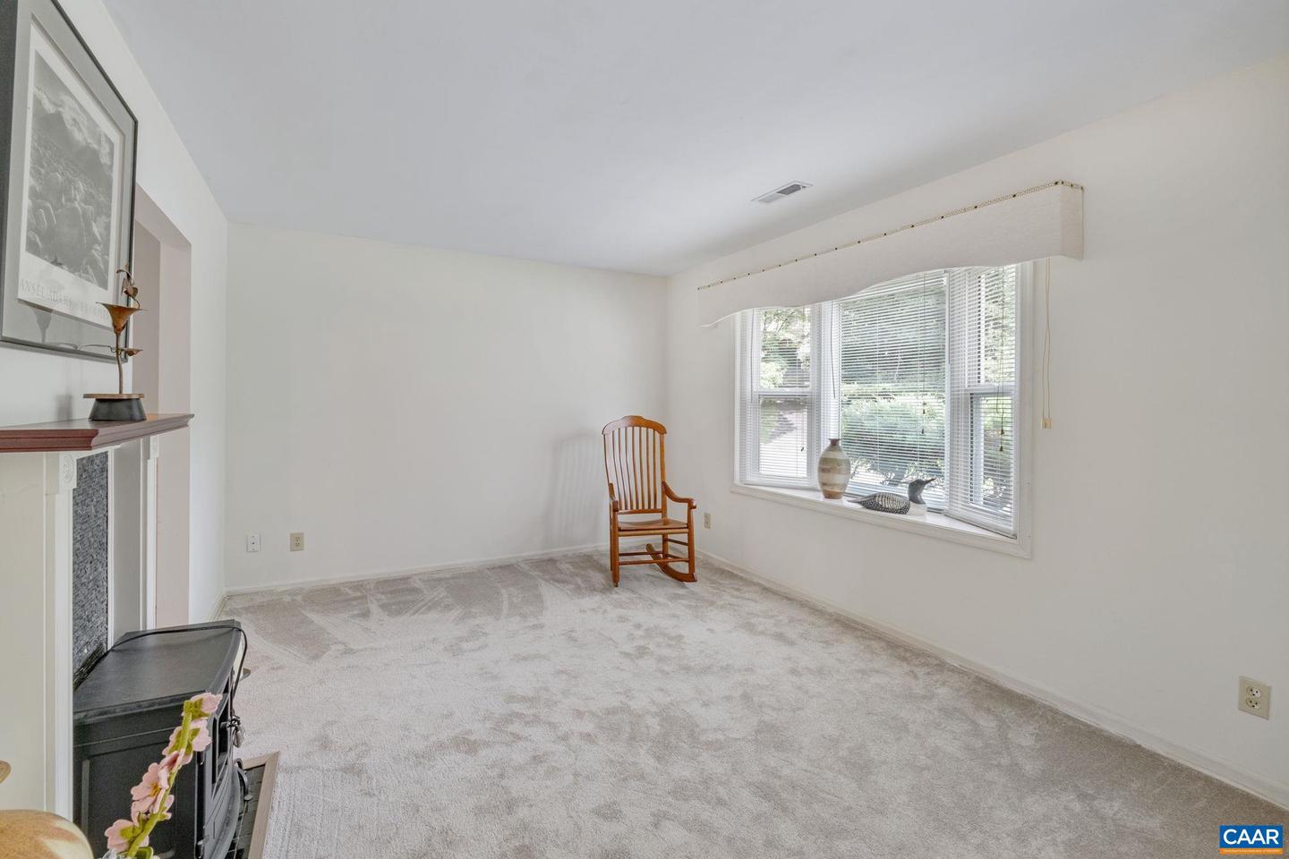 100 GRIMES PL, CHARLOTTESVILLE, Virginia 22902, 3 Bedrooms Bedrooms, ,2 BathroomsBathrooms,Residential,For sale,100 GRIMES PL,667096 MLS # 667096