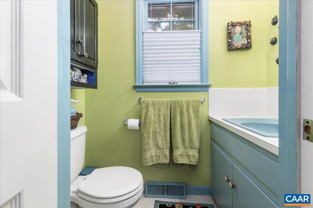 2288 LEXINGTON TPKE, AMHERST, Virginia 24521, 3 Bedrooms Bedrooms, ,4 BathroomsBathrooms,Residential,For sale,2288 LEXINGTON TPKE,667097 MLS # 667097
