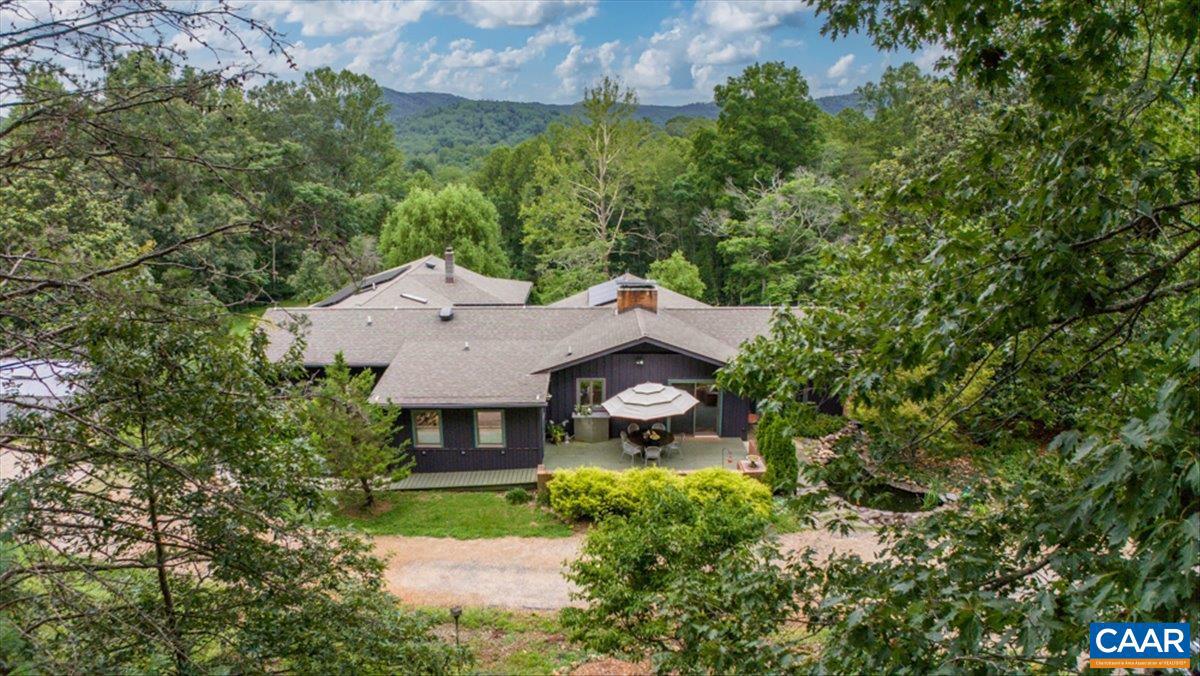 2288 LEXINGTON TPKE, AMHERST, Virginia 24521, 3 Bedrooms Bedrooms, ,4 BathroomsBathrooms,Residential,For sale,2288 LEXINGTON TPKE,667097 MLS # 667097