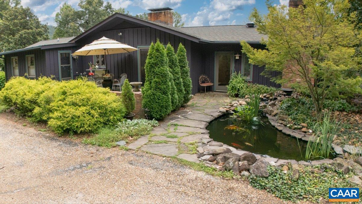 2288 LEXINGTON TPKE, AMHERST, Virginia 24521, 3 Bedrooms Bedrooms, ,4 BathroomsBathrooms,Residential,For sale,2288 LEXINGTON TPKE,667097 MLS # 667097