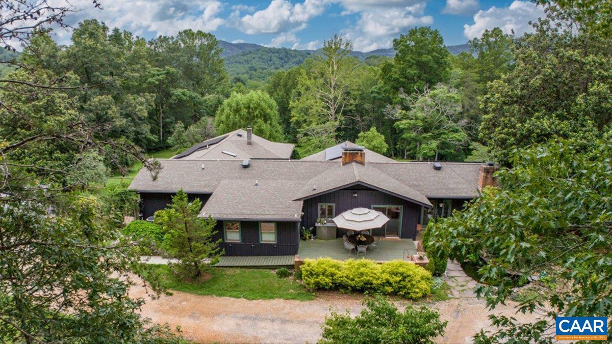 2288 LEXINGTON TPKE, AMHERST, Virginia 24521, 3 Bedrooms Bedrooms, ,4 BathroomsBathrooms,Residential,For sale,2288 LEXINGTON TPKE,667097 MLS # 667097