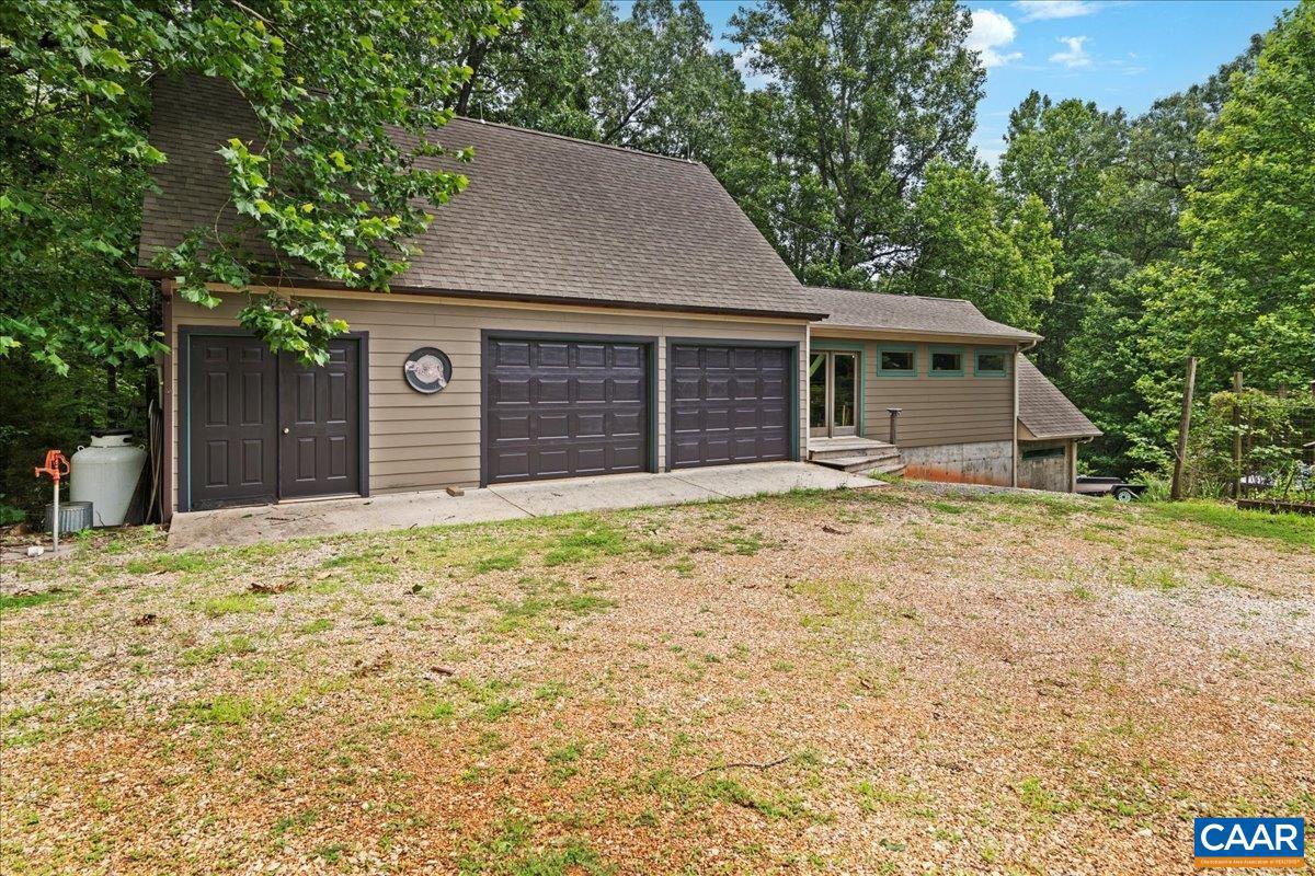 2288 LEXINGTON TPKE, AMHERST, Virginia 24521, 3 Bedrooms Bedrooms, ,4 BathroomsBathrooms,Residential,For sale,2288 LEXINGTON TPKE,667097 MLS # 667097