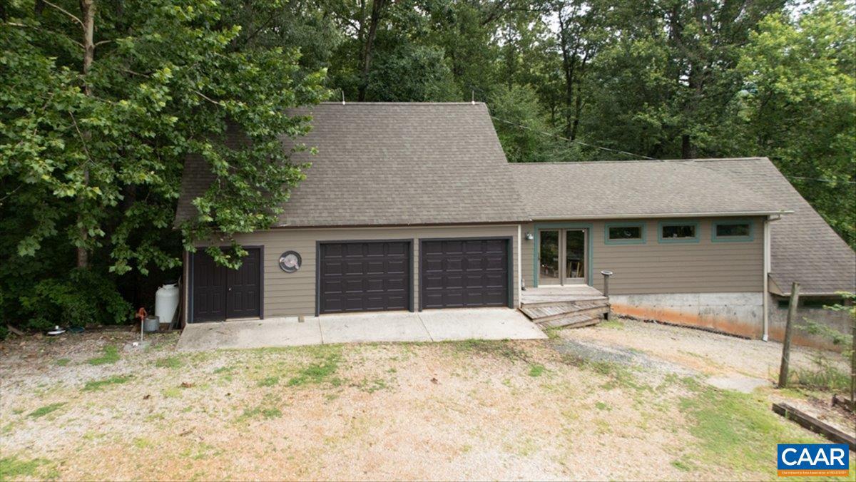 2288 LEXINGTON TPKE, AMHERST, Virginia 24521, 3 Bedrooms Bedrooms, ,4 BathroomsBathrooms,Residential,For sale,2288 LEXINGTON TPKE,667097 MLS # 667097