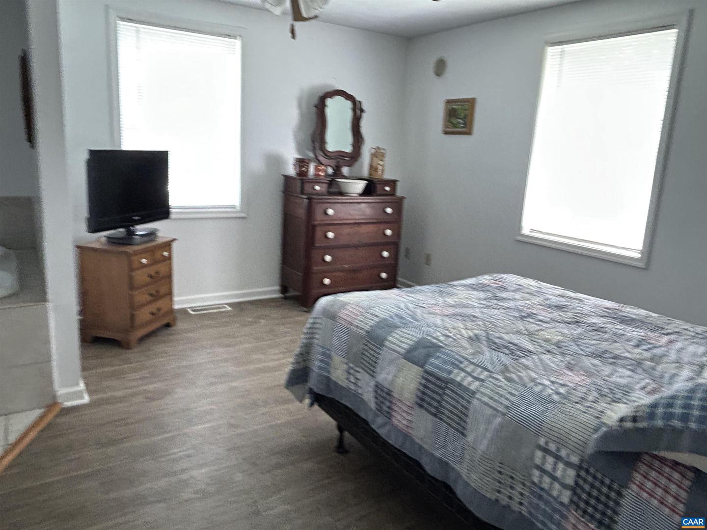 897 WILLOW LAKE RD, BUCKINGHAM, Virginia 23921, 3 Bedrooms Bedrooms, ,2 BathroomsBathrooms,Residential,For sale,897 WILLOW LAKE RD,667099 MLS # 667099
