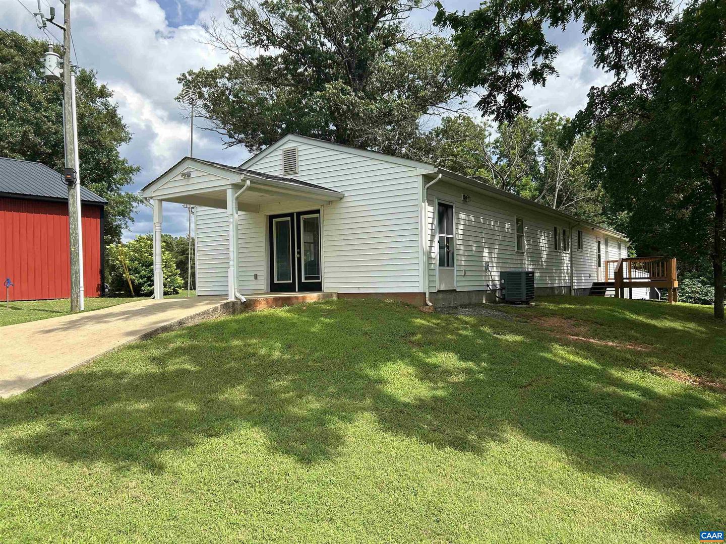 897 WILLOW LAKE RD, BUCKINGHAM, Virginia 23921, 3 Bedrooms Bedrooms, ,2 BathroomsBathrooms,Residential,For sale,897 WILLOW LAKE RD,667099 MLS # 667099
