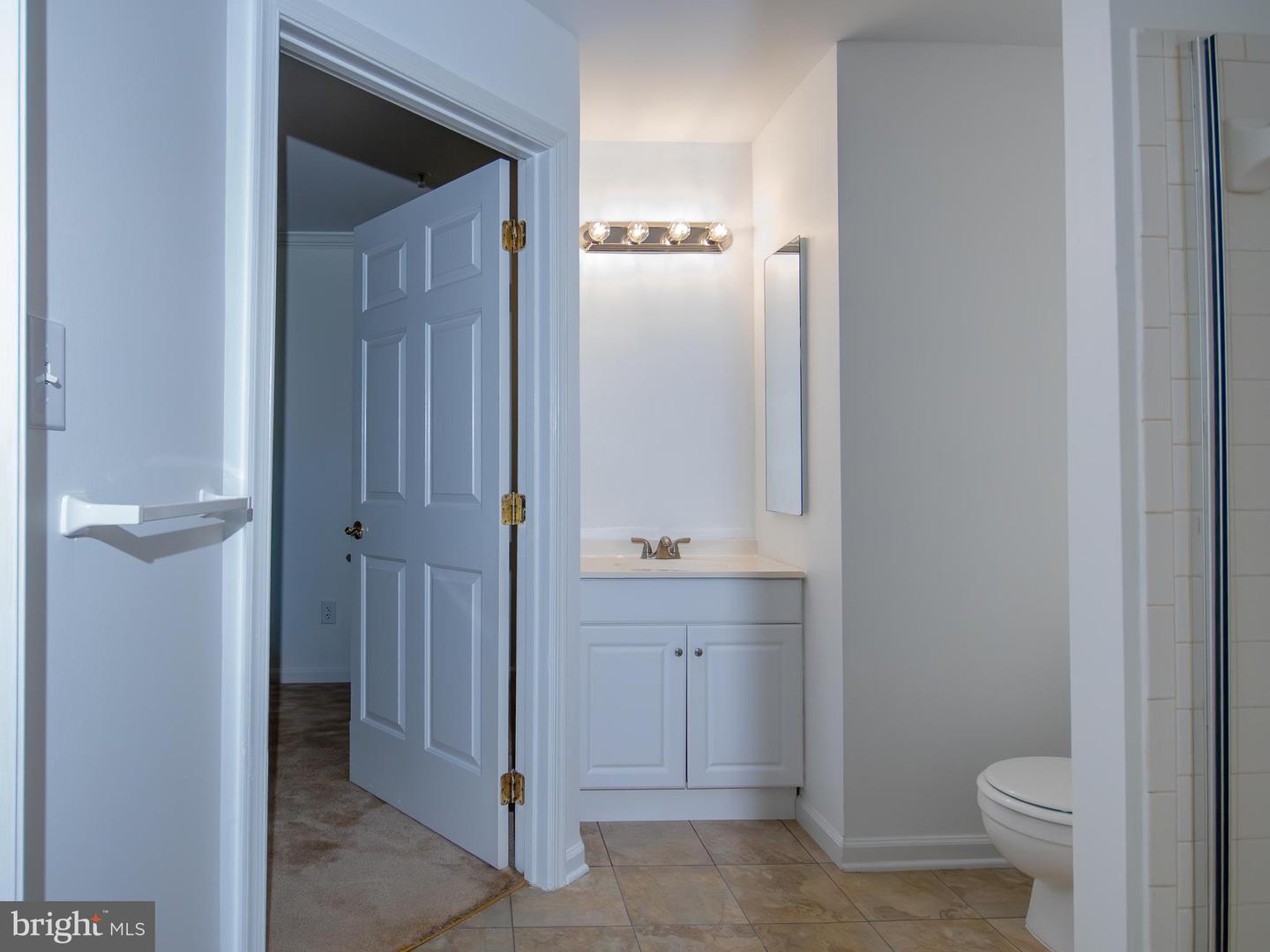 11002 KOMAN CIR #103, MANASSAS, Virginia 20109, 2 Bedrooms Bedrooms, ,2 BathroomsBathrooms,Residential,For sale,11002 KOMAN CIR #103,VAPW2099946 MLS # VAPW2099946