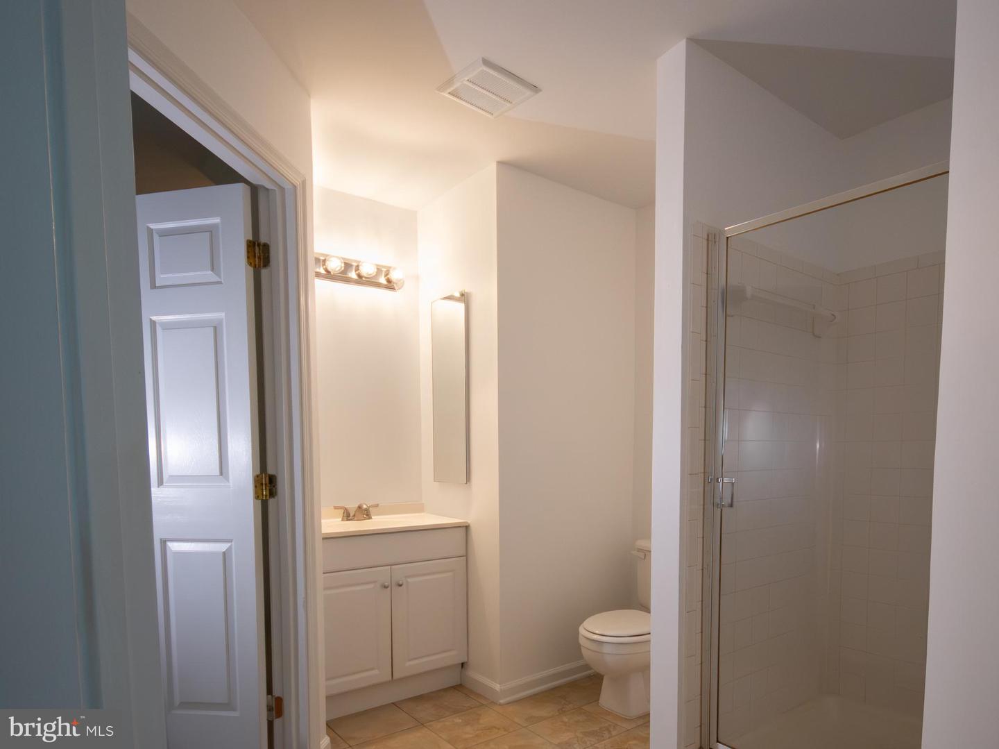 11002 KOMAN CIR #103, MANASSAS, Virginia 20109, 2 Bedrooms Bedrooms, ,2 BathroomsBathrooms,Residential,For sale,11002 KOMAN CIR #103,VAPW2099946 MLS # VAPW2099946