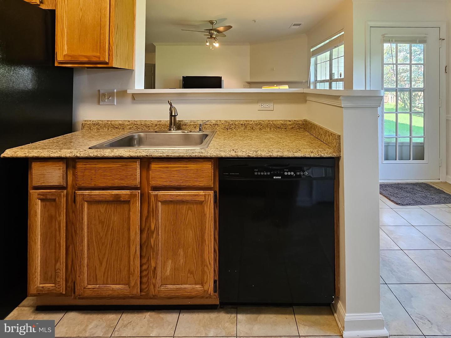 11002 KOMAN CIR #103, MANASSAS, Virginia 20109, 2 Bedrooms Bedrooms, ,2 BathroomsBathrooms,Residential,For sale,11002 KOMAN CIR #103,VAPW2099946 MLS # VAPW2099946