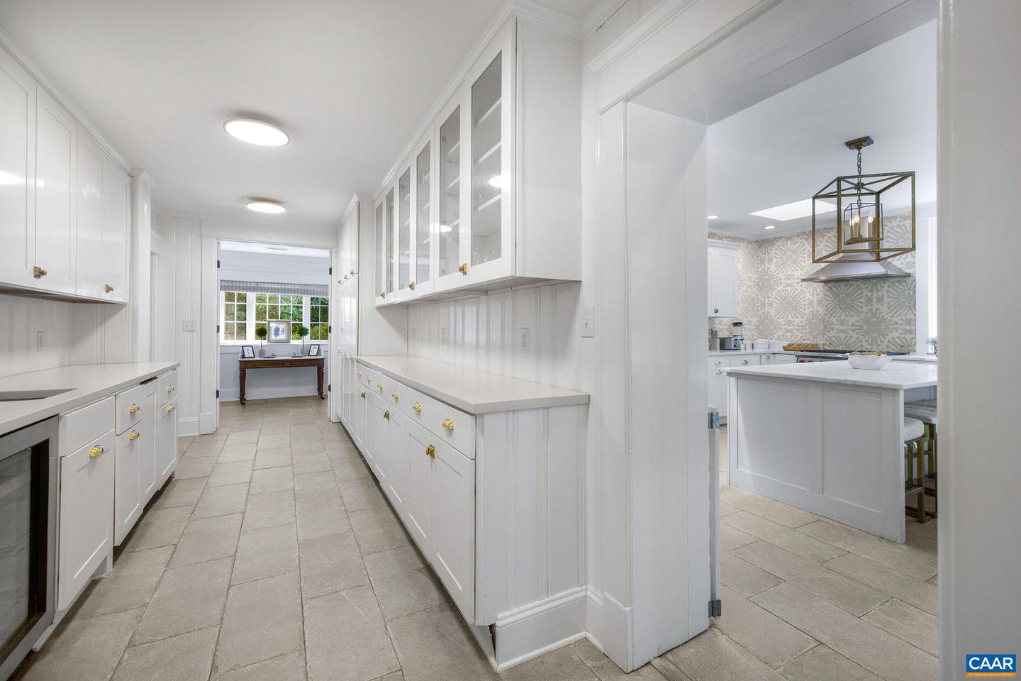 1204 BLUE RIDGE RD, CHARLOTTESVILLE, Virginia 22903, 6 Bedrooms Bedrooms, ,4 BathroomsBathrooms,Residential,For sale,1204 BLUE RIDGE RD,667108 MLS # 667108
