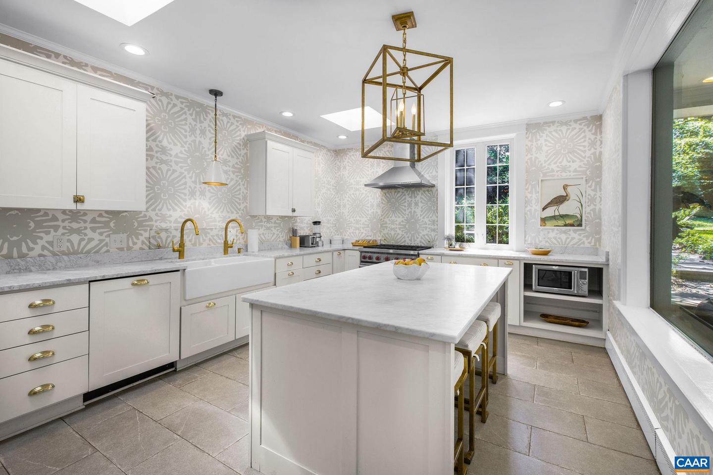 1204 BLUE RIDGE RD, CHARLOTTESVILLE, Virginia 22903, 6 Bedrooms Bedrooms, ,4 BathroomsBathrooms,Residential,For sale,1204 BLUE RIDGE RD,667108 MLS # 667108
