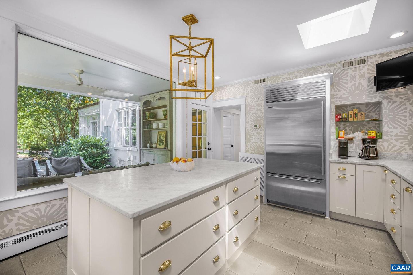 1204 BLUE RIDGE RD, CHARLOTTESVILLE, Virginia 22903, 6 Bedrooms Bedrooms, ,4 BathroomsBathrooms,Residential,For sale,1204 BLUE RIDGE RD,667108 MLS # 667108