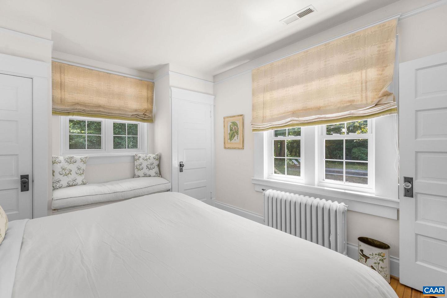 1204 BLUE RIDGE RD, CHARLOTTESVILLE, Virginia 22903, 6 Bedrooms Bedrooms, ,4 BathroomsBathrooms,Residential,For sale,1204 BLUE RIDGE RD,667108 MLS # 667108