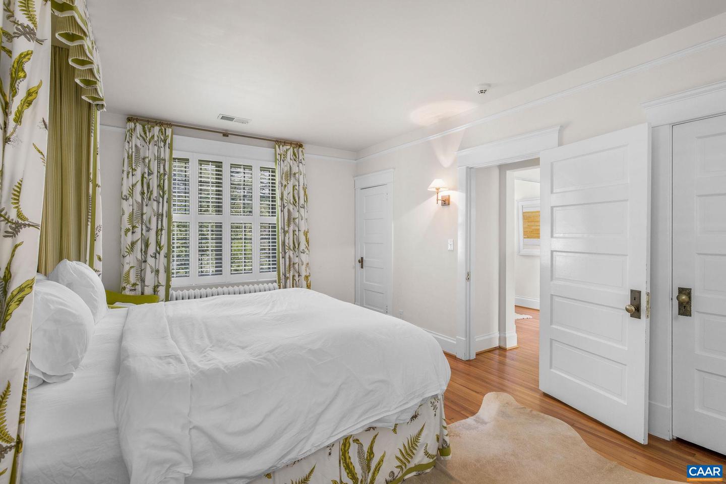 1204 BLUE RIDGE RD, CHARLOTTESVILLE, Virginia 22903, 6 Bedrooms Bedrooms, ,4 BathroomsBathrooms,Residential,For sale,1204 BLUE RIDGE RD,667108 MLS # 667108