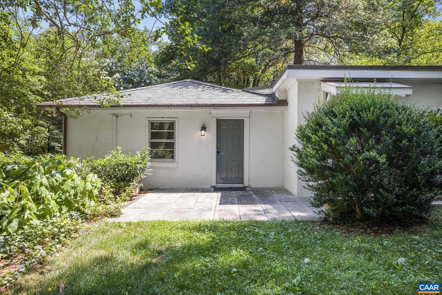 1204 BLUE RIDGE RD, CHARLOTTESVILLE, Virginia 22903, 6 Bedrooms Bedrooms, ,4 BathroomsBathrooms,Residential,For sale,1204 BLUE RIDGE RD,667108 MLS # 667108