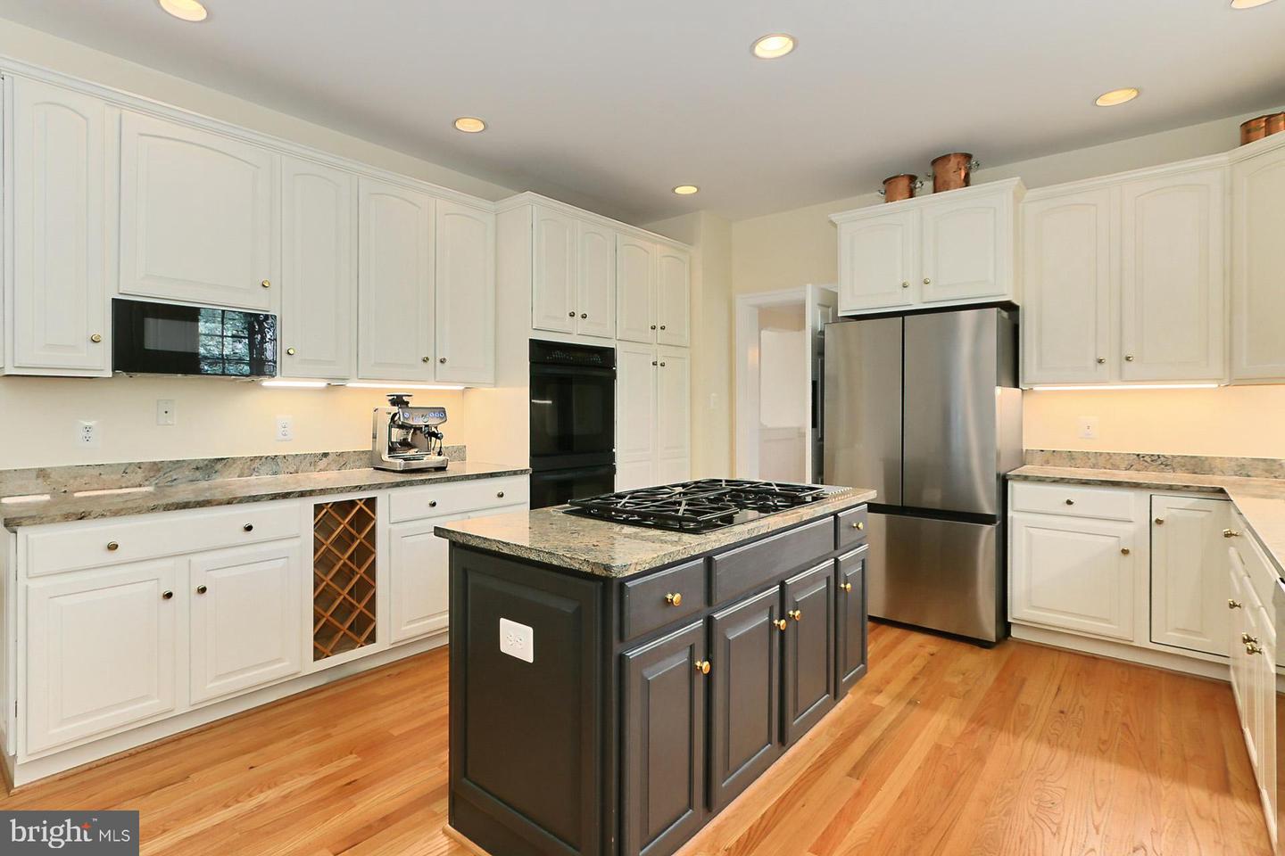 3706 RUST RD, ANNANDALE, Virginia 22003, 5 Bedrooms Bedrooms, ,4 BathroomsBathrooms,Residential,For sale,3706 RUST RD,VAFX2257464 MLS # VAFX2257464
