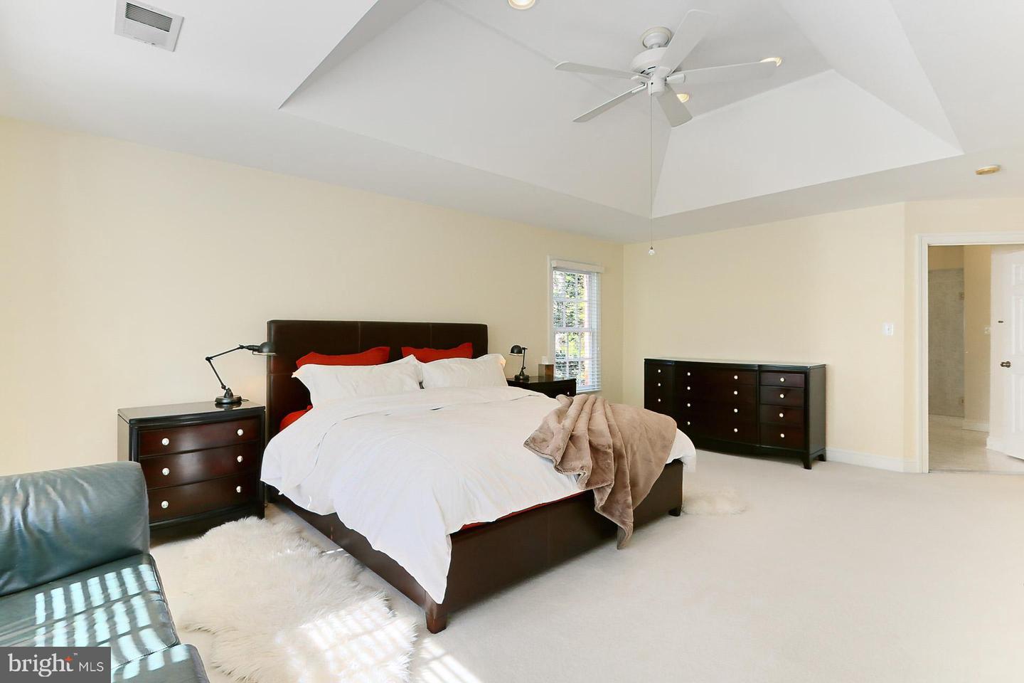 3706 RUST RD, ANNANDALE, Virginia 22003, 5 Bedrooms Bedrooms, ,4 BathroomsBathrooms,Residential,For sale,3706 RUST RD,VAFX2257464 MLS # VAFX2257464