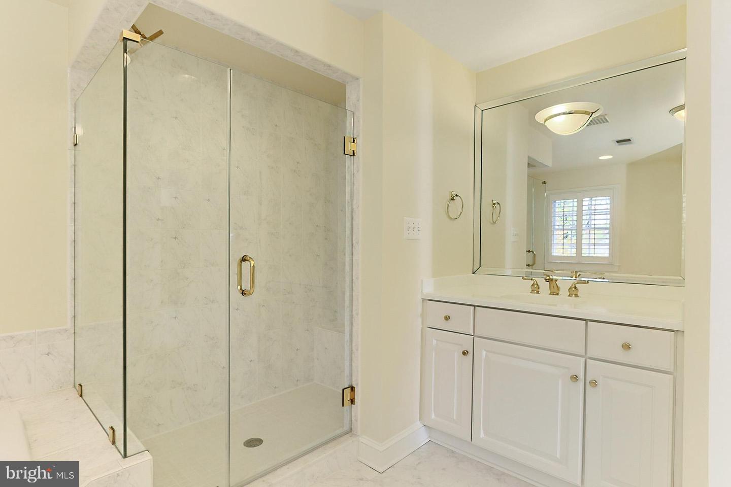 3706 RUST RD, ANNANDALE, Virginia 22003, 5 Bedrooms Bedrooms, ,4 BathroomsBathrooms,Residential,For sale,3706 RUST RD,VAFX2257464 MLS # VAFX2257464