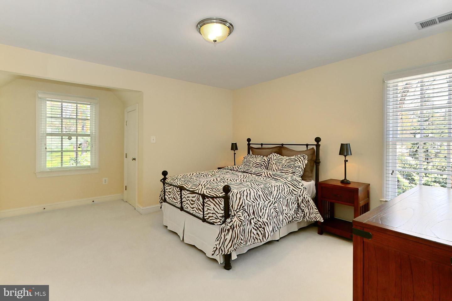 3706 RUST RD, ANNANDALE, Virginia 22003, 5 Bedrooms Bedrooms, ,4 BathroomsBathrooms,Residential,For sale,3706 RUST RD,VAFX2257464 MLS # VAFX2257464