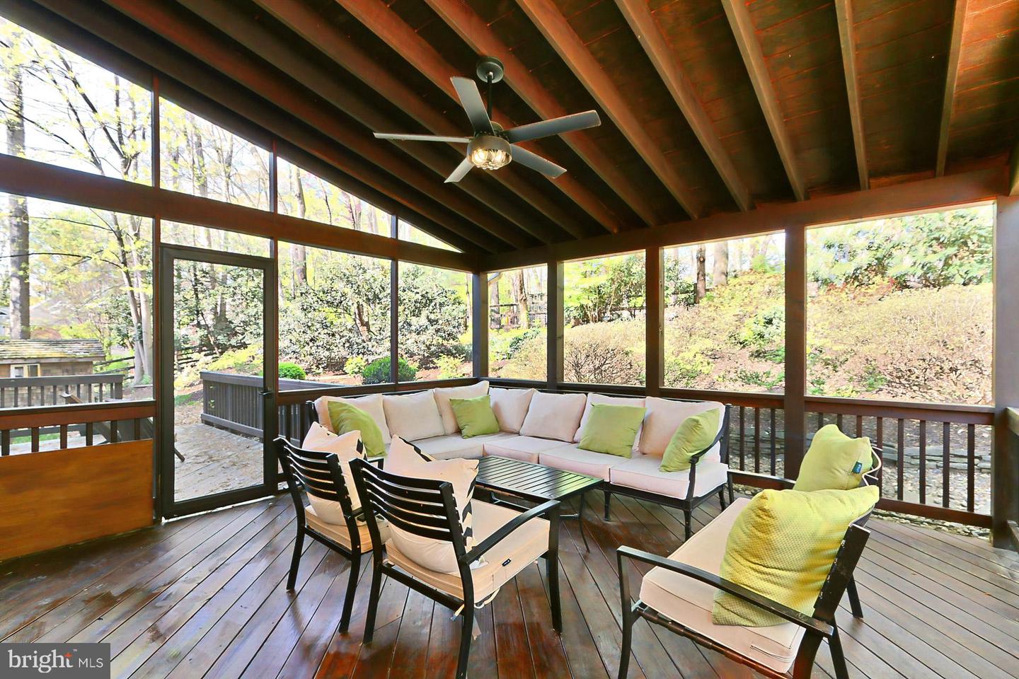 3706 RUST RD, ANNANDALE, Virginia 22003, 5 Bedrooms Bedrooms, ,4 BathroomsBathrooms,Residential,For sale,3706 RUST RD,VAFX2257464 MLS # VAFX2257464