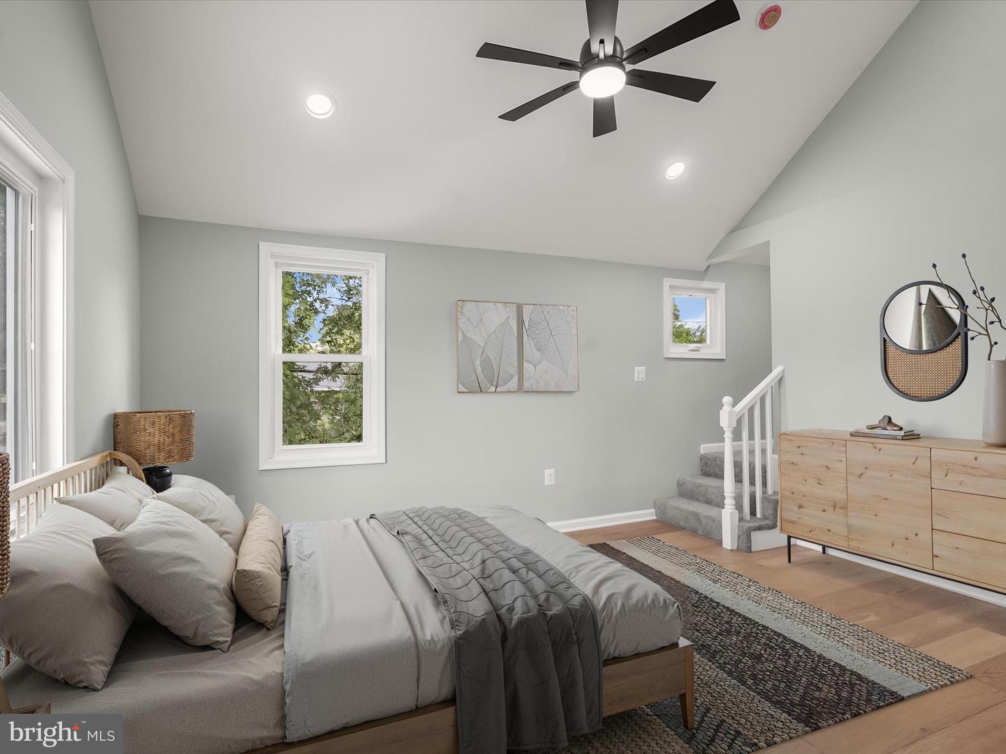 2917 E LEE AVE, ALEXANDRIA, Virginia 22306, 4 Bedrooms Bedrooms, ,3 BathroomsBathrooms,Residential,For sale,2917 E LEE AVE,VAFX2257516 MLS # VAFX2257516