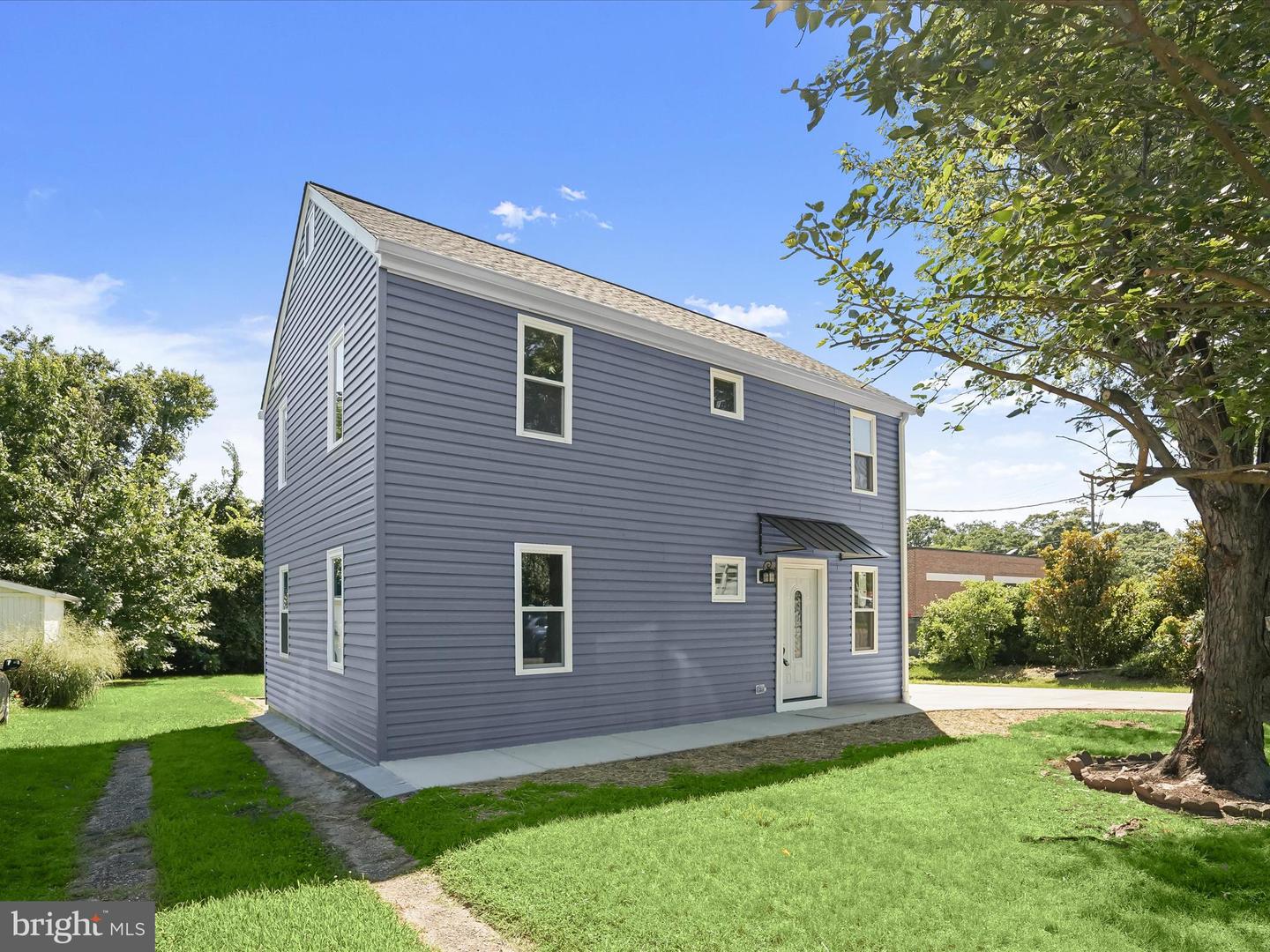 2917 E LEE AVE, ALEXANDRIA, Virginia 22306, 4 Bedrooms Bedrooms, ,3 BathroomsBathrooms,Residential,For sale,2917 E LEE AVE,VAFX2257516 MLS # VAFX2257516