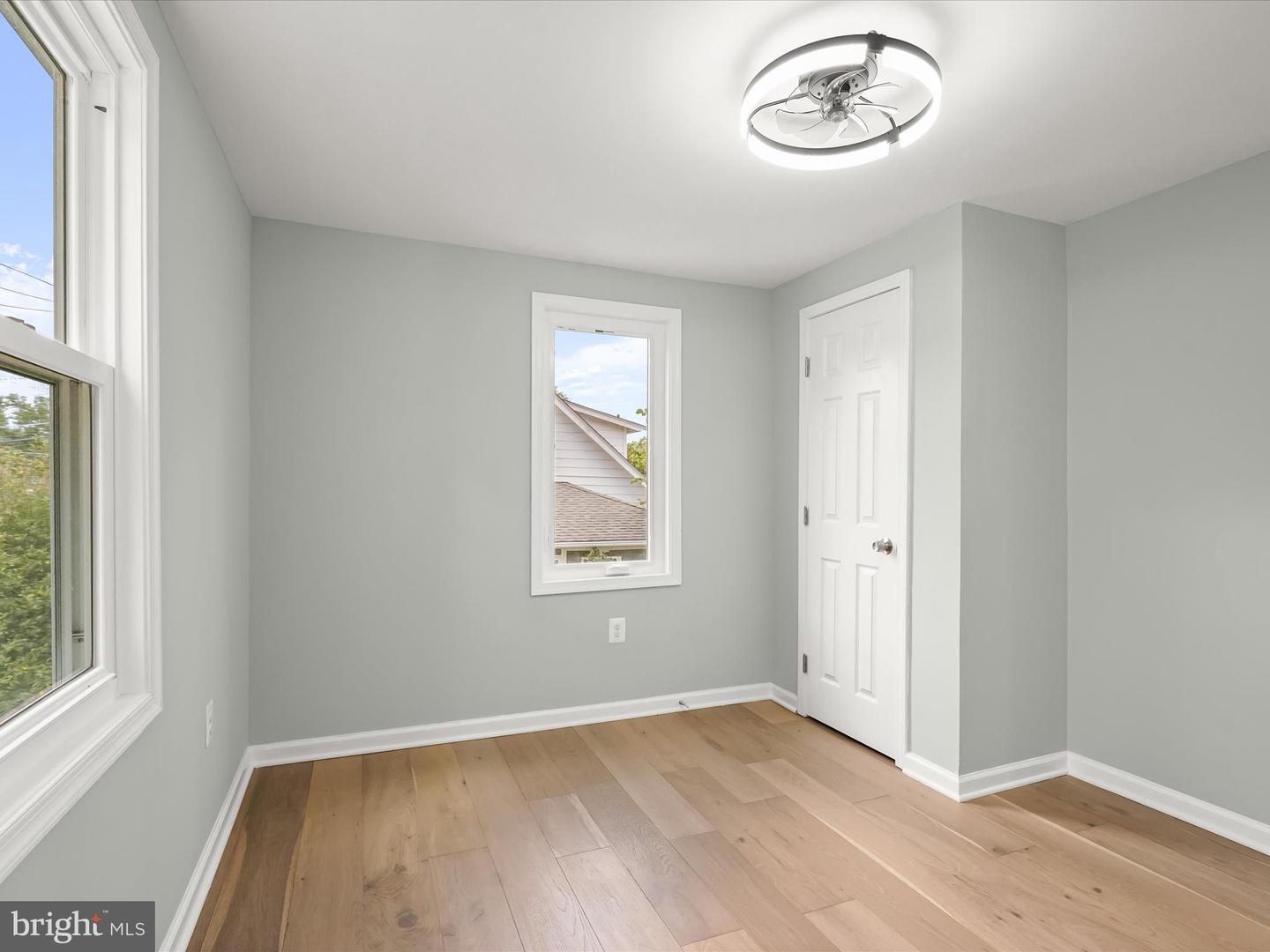2917 E LEE AVE, ALEXANDRIA, Virginia 22306, 4 Bedrooms Bedrooms, ,3 BathroomsBathrooms,Residential,For sale,2917 E LEE AVE,VAFX2257516 MLS # VAFX2257516