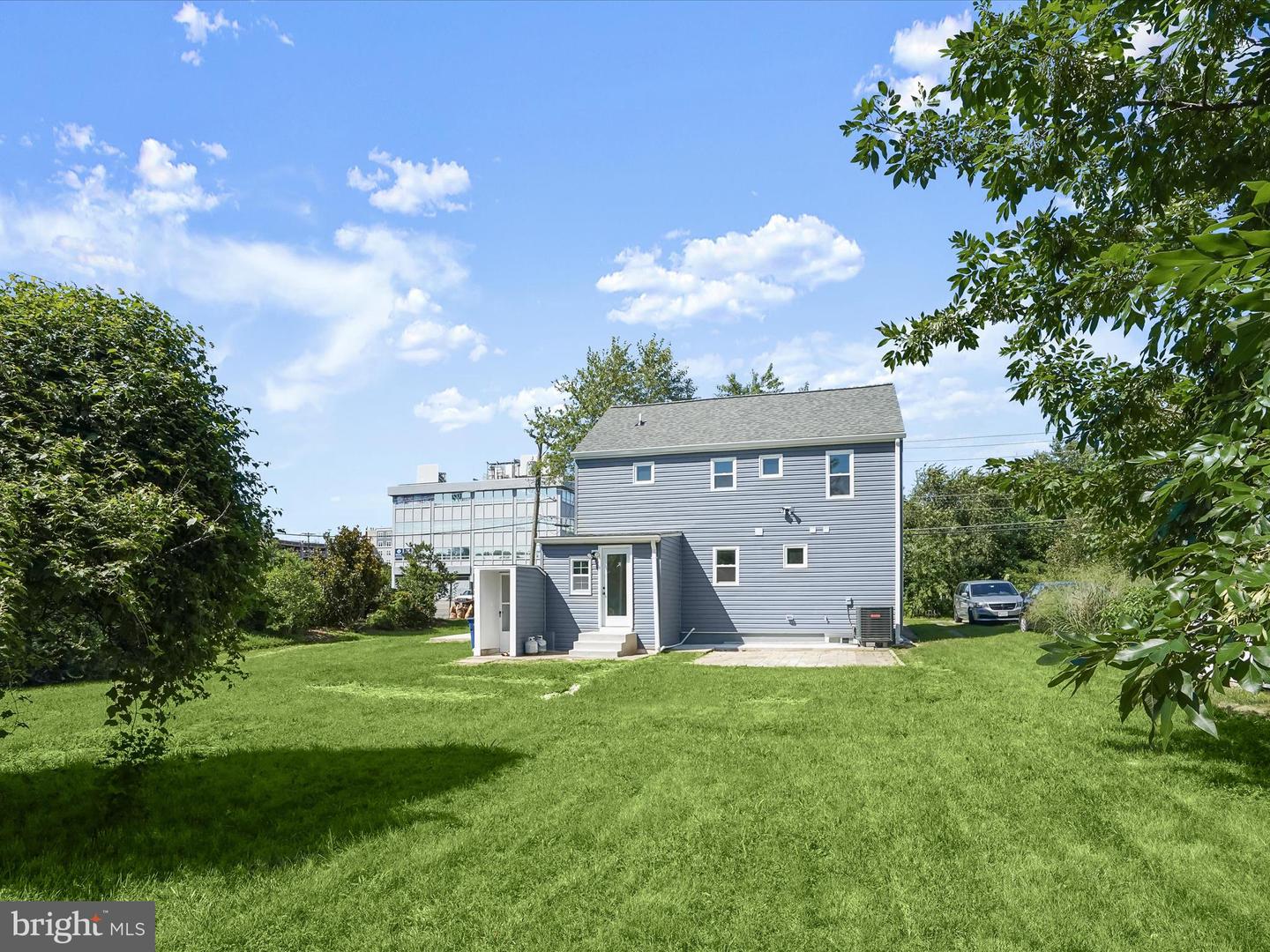 2917 E LEE AVE, ALEXANDRIA, Virginia 22306, 4 Bedrooms Bedrooms, ,3 BathroomsBathrooms,Residential,For sale,2917 E LEE AVE,VAFX2257516 MLS # VAFX2257516