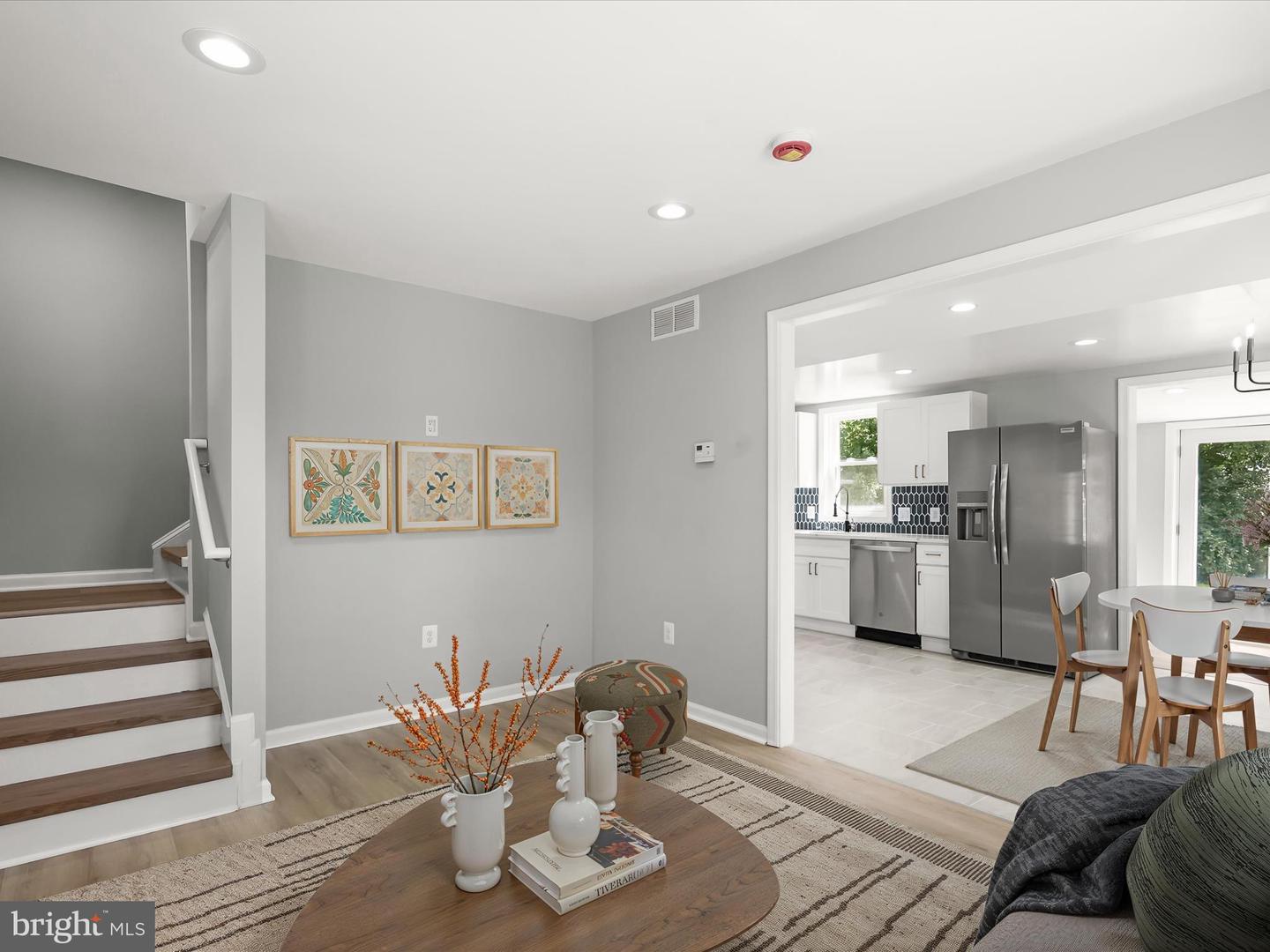 2917 E LEE AVE, ALEXANDRIA, Virginia 22306, 4 Bedrooms Bedrooms, ,3 BathroomsBathrooms,Residential,For sale,2917 E LEE AVE,VAFX2257516 MLS # VAFX2257516