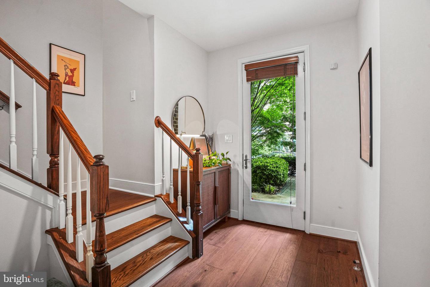 1811 14TH ST N #C104, ARLINGTON, Virginia 22209, 2 Bedrooms Bedrooms, ,2 BathroomsBathrooms,Residential,For sale,1811 14TH ST N #C104,VAAR2061362 MLS # VAAR2061362