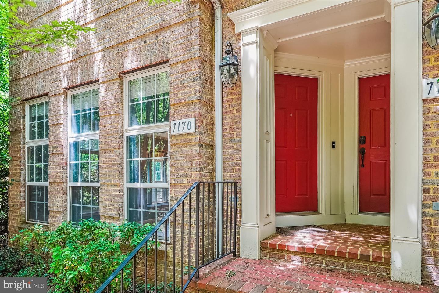 7170 LITTLE THAMES DR, GAINESVILLE, Virginia 20155, 2 Bedrooms Bedrooms, ,2 BathroomsBathrooms,Residential,For sale,7170 LITTLE THAMES DR,VAPW2091888 MLS # VAPW2091888