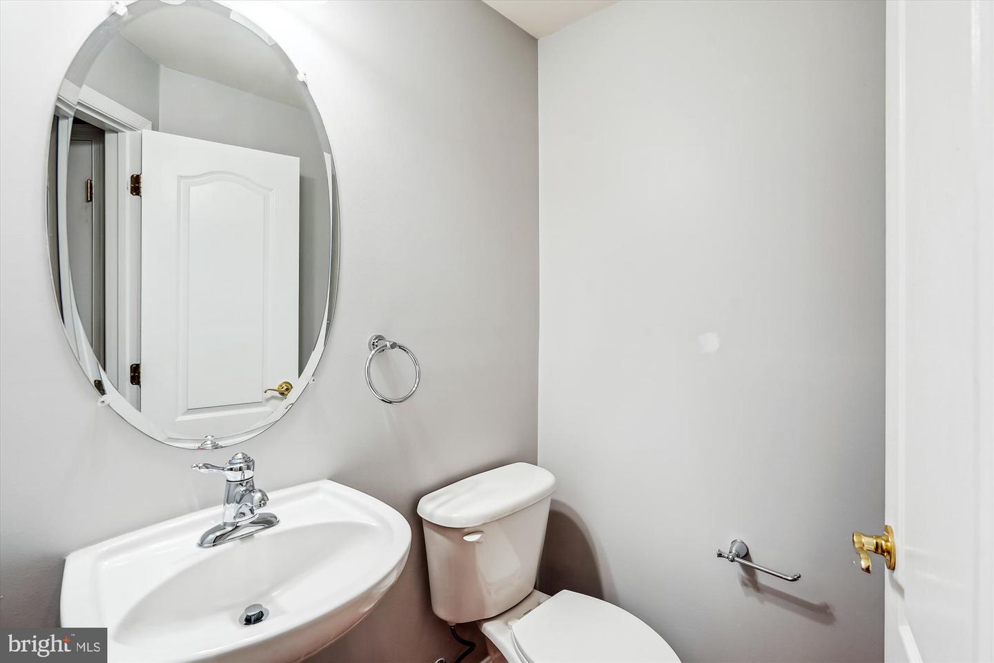 7170 LITTLE THAMES DR, GAINESVILLE, Virginia 20155, 2 Bedrooms Bedrooms, ,2 BathroomsBathrooms,Residential,For sale,7170 LITTLE THAMES DR,VAPW2091888 MLS # VAPW2091888