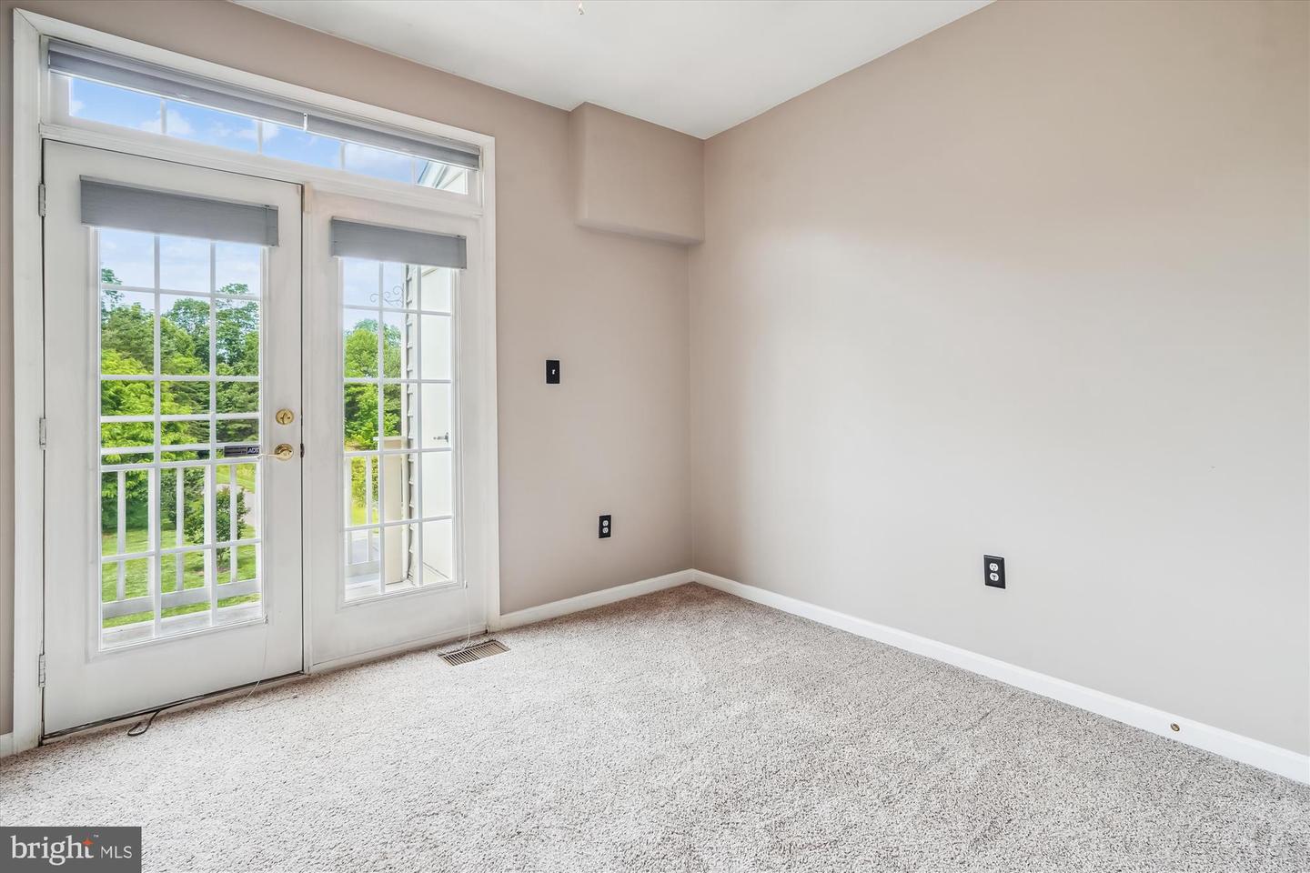 7170 LITTLE THAMES DR, GAINESVILLE, Virginia 20155, 2 Bedrooms Bedrooms, ,2 BathroomsBathrooms,Residential,For sale,7170 LITTLE THAMES DR,VAPW2091888 MLS # VAPW2091888