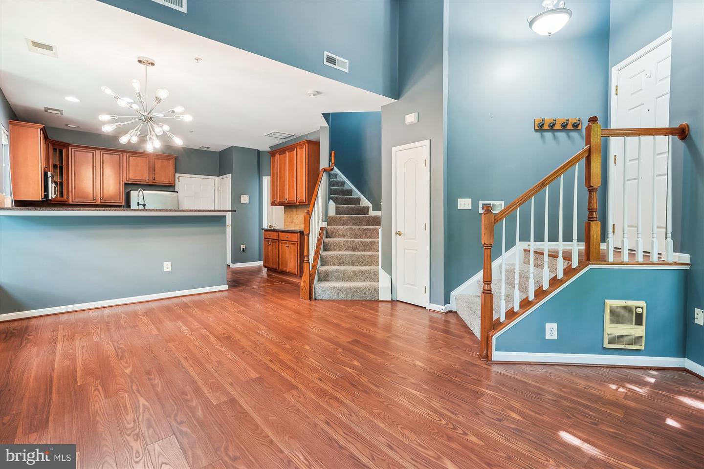 7170 LITTLE THAMES DR, GAINESVILLE, Virginia 20155, 2 Bedrooms Bedrooms, ,2 BathroomsBathrooms,Residential,For sale,7170 LITTLE THAMES DR,VAPW2091888 MLS # VAPW2091888