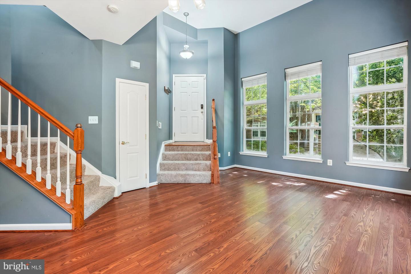 7170 LITTLE THAMES DR, GAINESVILLE, Virginia 20155, 2 Bedrooms Bedrooms, ,2 BathroomsBathrooms,Residential,For sale,7170 LITTLE THAMES DR,VAPW2091888 MLS # VAPW2091888