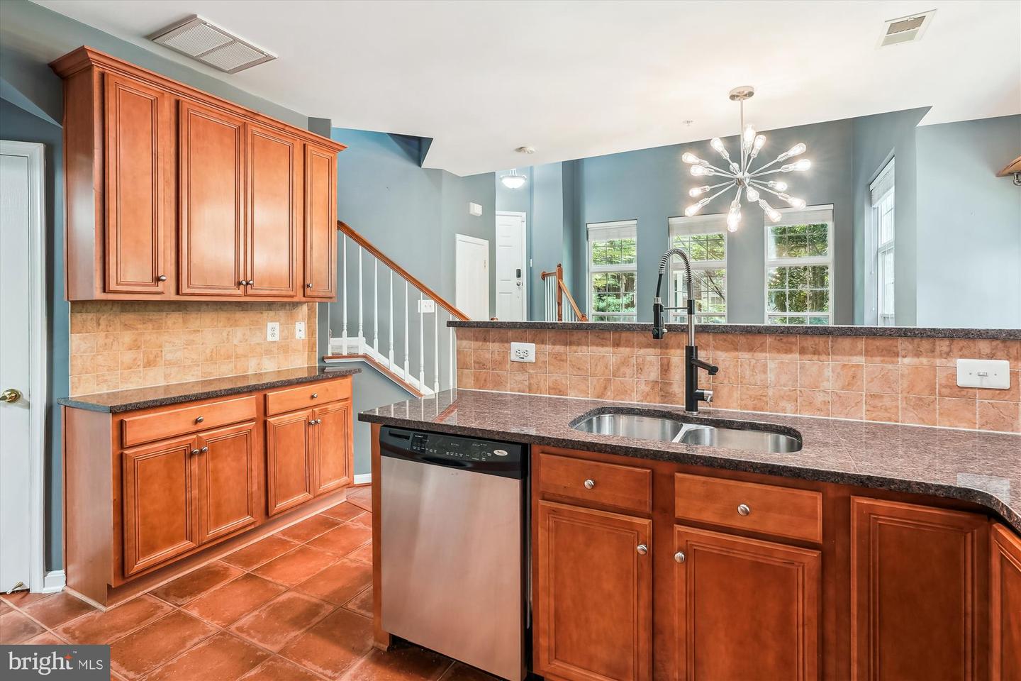 7170 LITTLE THAMES DR, GAINESVILLE, Virginia 20155, 2 Bedrooms Bedrooms, ,2 BathroomsBathrooms,Residential,For sale,7170 LITTLE THAMES DR,VAPW2091888 MLS # VAPW2091888