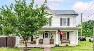 114 SECOND ST, SHENANDOAH, Virginia 22849, 3 Bedrooms Bedrooms, ,1 BathroomBathrooms,Residential,114 SECOND ST,667116 MLS # 667116