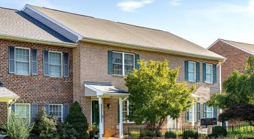 293 EMERALD DR, HARRISONBURG, Virginia 22801, 3 Bedrooms Bedrooms, ,2 BathroomsBathrooms,Residential,293 EMERALD DR,667121 MLS # 667121
