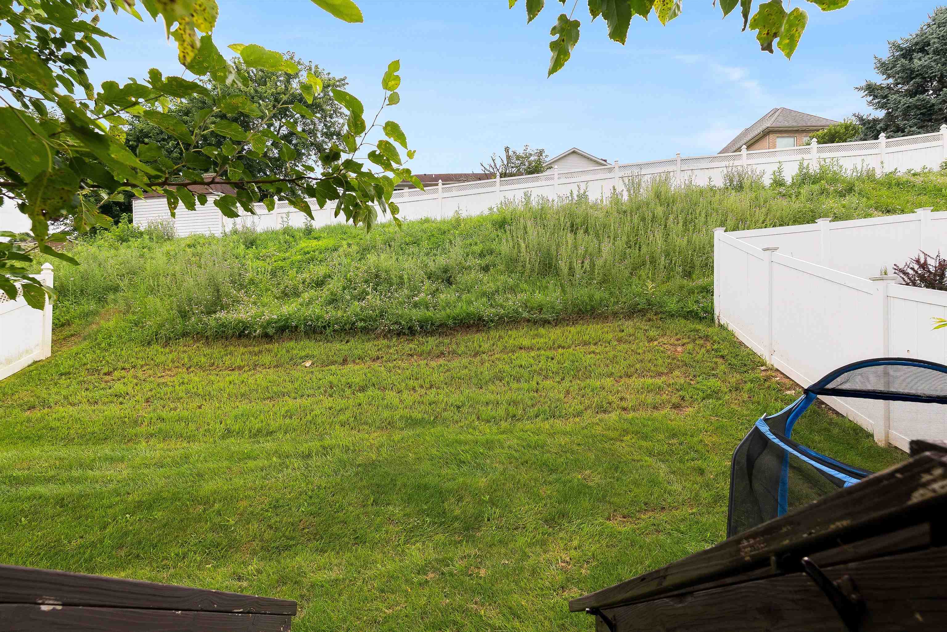 2009 BUTTONWOOD CT, HARRISONBURG, Virginia 22802, 3 Bedrooms Bedrooms, ,3 BathroomsBathrooms,Residential,2009 BUTTONWOOD CT,667124 MLS # 667124