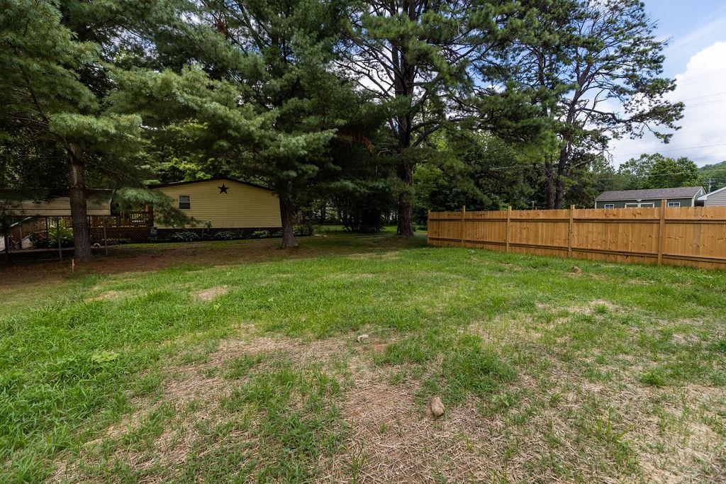 1717 A ST, WAYNESBORO, Virginia 22980, 3 Bedrooms Bedrooms, ,2 BathroomsBathrooms,Residential,1717 A ST,667128 MLS # 667128