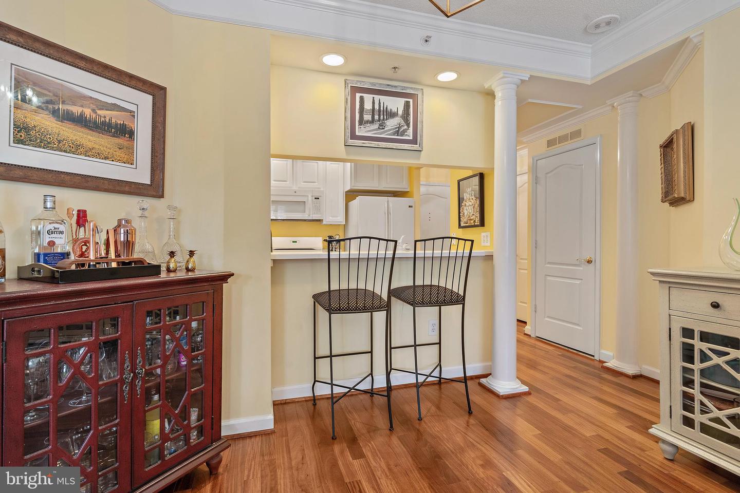 901 N MONROE ST #509, ARLINGTON, Virginia 22201, 2 Bedrooms Bedrooms, ,2 BathroomsBathrooms,Residential,For sale,901 N MONROE ST #509,VAAR2060390 MLS # VAAR2060390