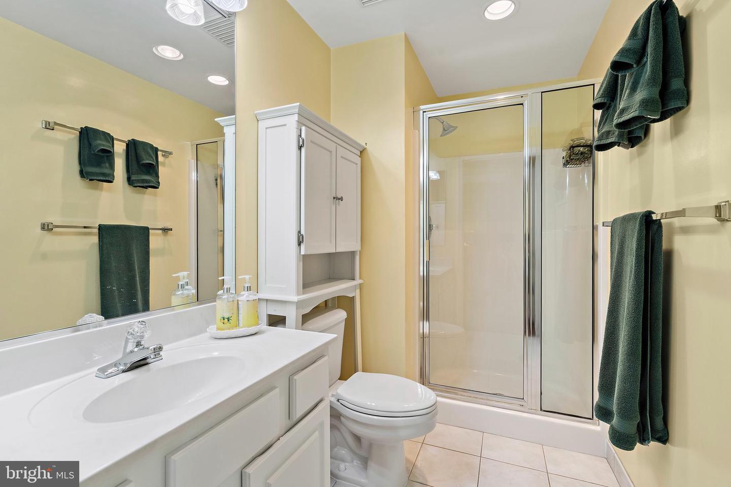 901 N MONROE ST #509, ARLINGTON, Virginia 22201, 2 Bedrooms Bedrooms, ,2 BathroomsBathrooms,Residential,For sale,901 N MONROE ST #509,VAAR2060390 MLS # VAAR2060390