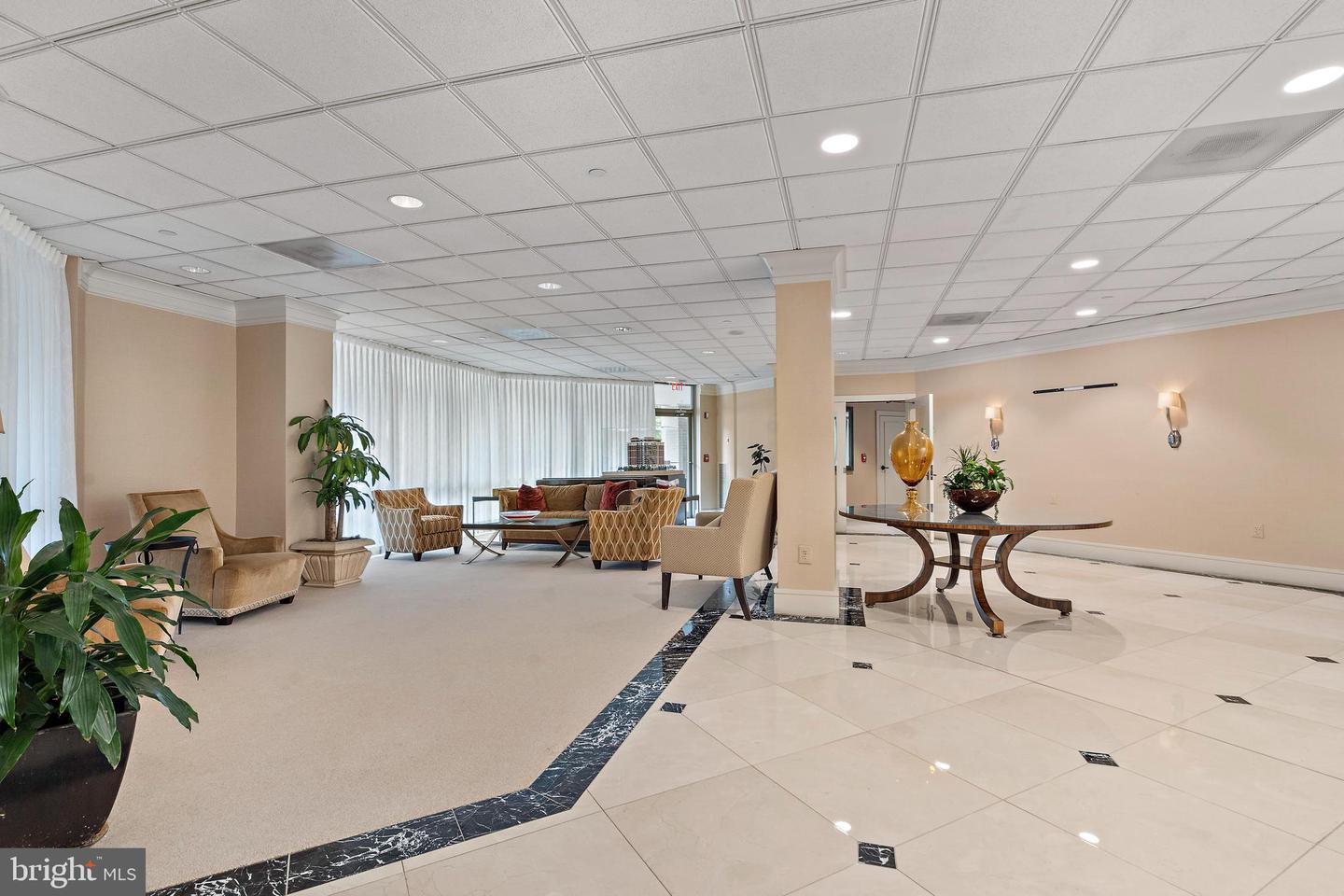 901 N MONROE ST #509, ARLINGTON, Virginia 22201, 2 Bedrooms Bedrooms, ,2 BathroomsBathrooms,Residential,For sale,901 N MONROE ST #509,VAAR2060390 MLS # VAAR2060390