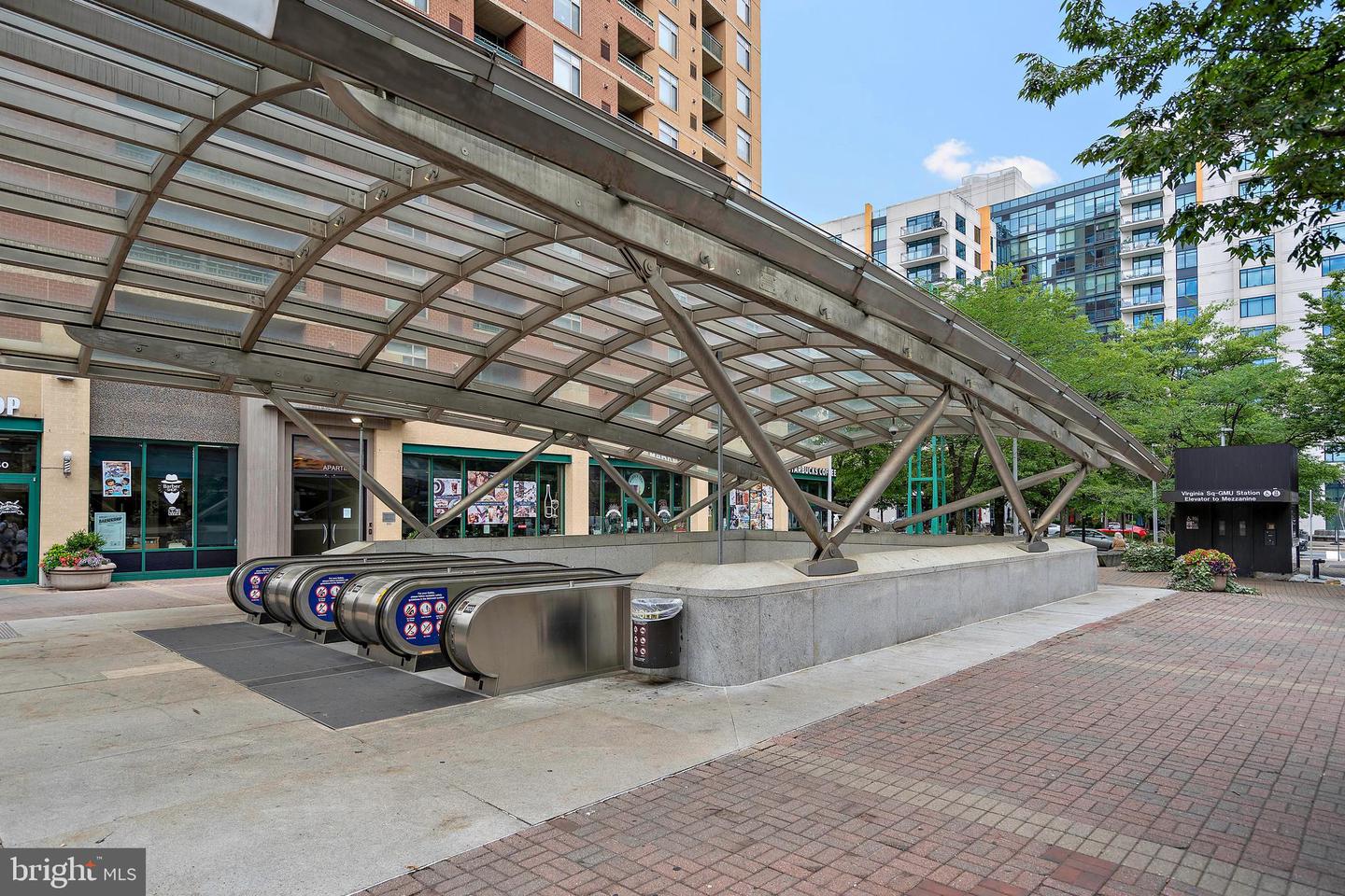 901 N MONROE ST #509, ARLINGTON, Virginia 22201, 2 Bedrooms Bedrooms, ,2 BathroomsBathrooms,Residential,For sale,901 N MONROE ST #509,VAAR2060390 MLS # VAAR2060390