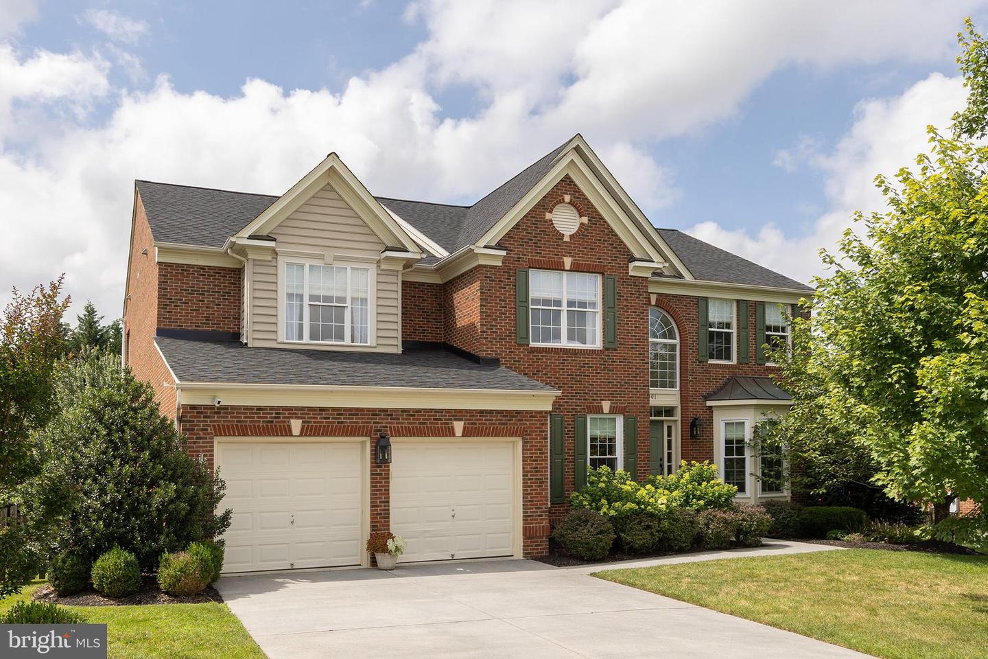 1001 ARMISTEAD ST, WINCHESTER, Virginia 22601, 5 Bedrooms Bedrooms, ,4 BathroomsBathrooms,Residential,For sale,1001 ARMISTEAD ST,VAWI2008712 MLS # VAWI2008712