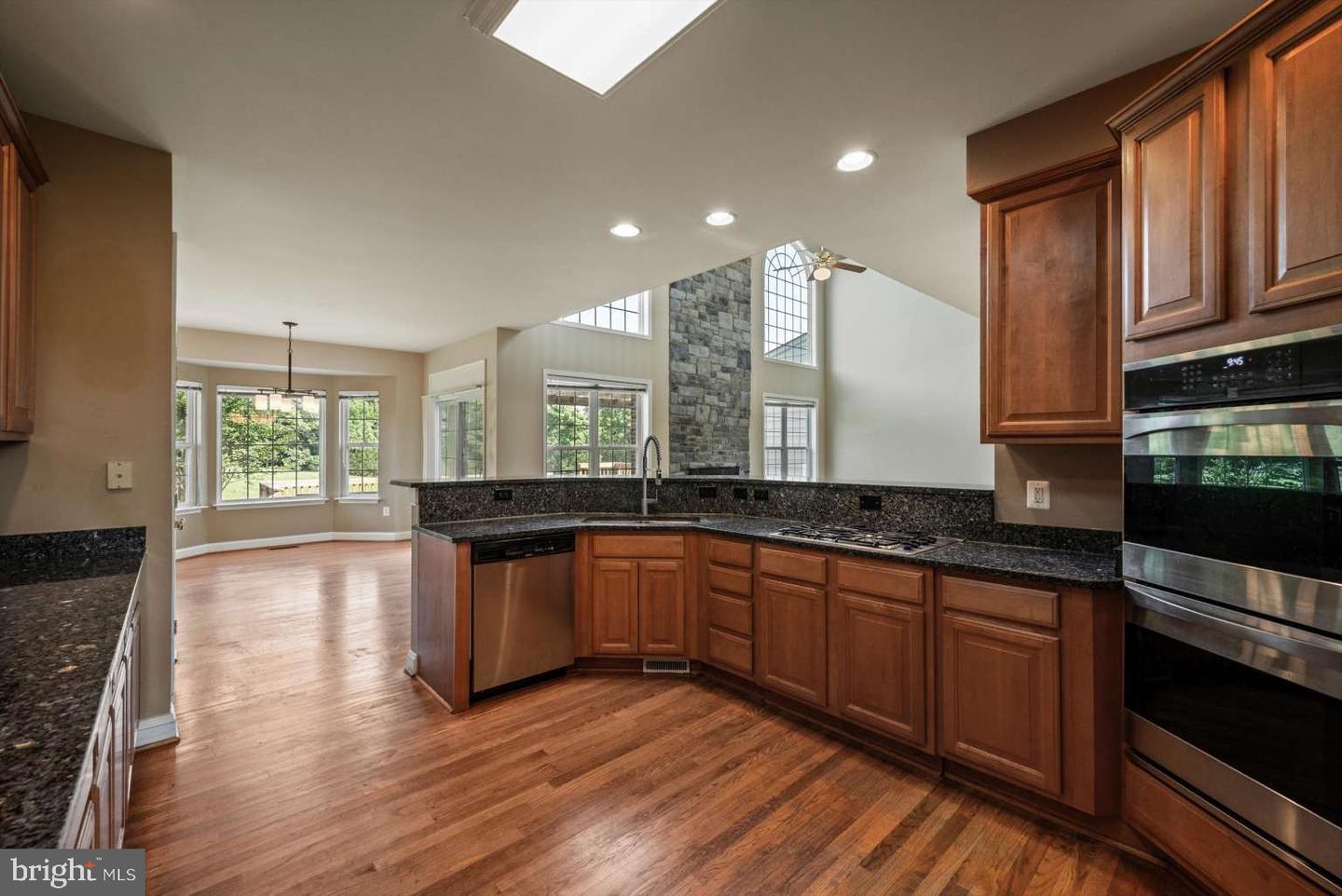 11555 MICA PL, LOVETTSVILLE, Virginia 20180, 4 Bedrooms Bedrooms, 11 Rooms Rooms,3 BathroomsBathrooms,Residential,For sale,11555 MICA PL,VALO2102486 MLS # VALO2102486