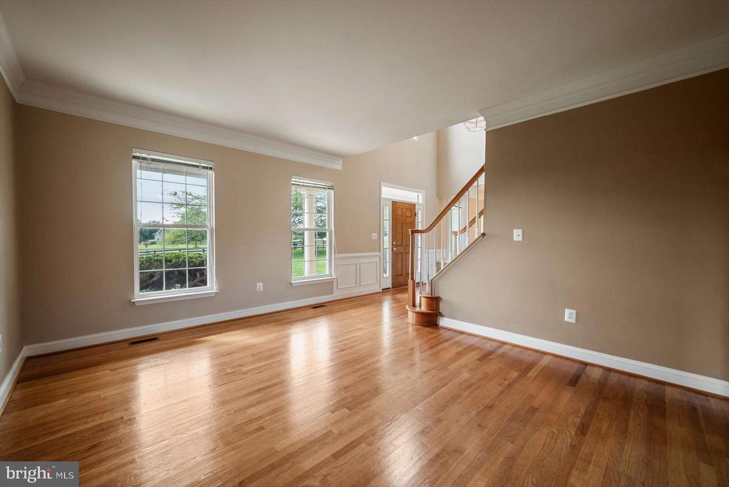 11555 MICA PL, LOVETTSVILLE, Virginia 20180, 4 Bedrooms Bedrooms, 11 Rooms Rooms,3 BathroomsBathrooms,Residential,For sale,11555 MICA PL,VALO2102486 MLS # VALO2102486