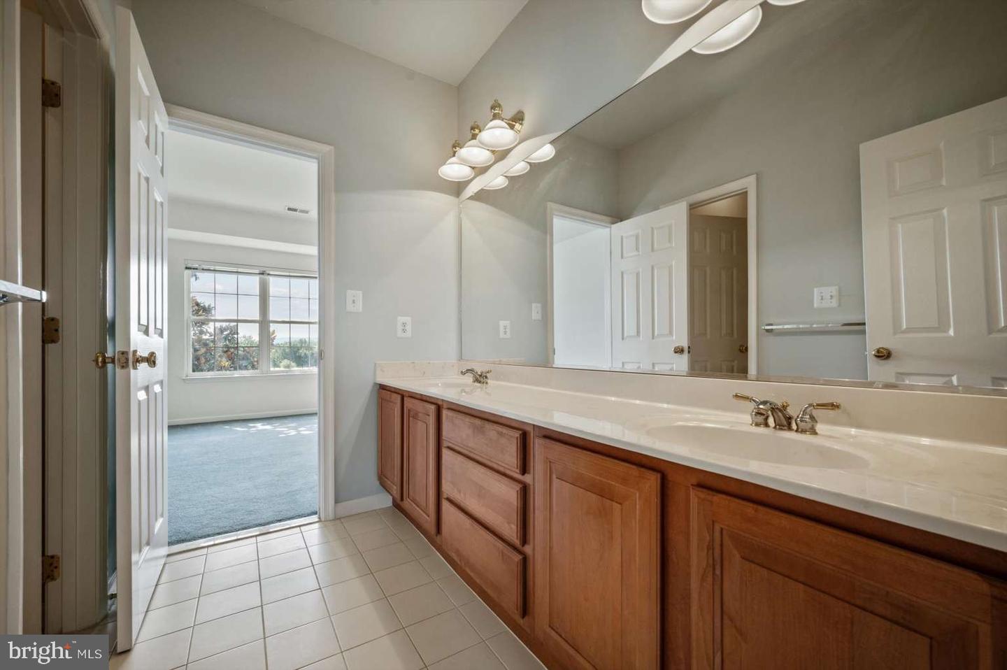 11555 MICA PL, LOVETTSVILLE, Virginia 20180, 4 Bedrooms Bedrooms, 11 Rooms Rooms,3 BathroomsBathrooms,Residential,For sale,11555 MICA PL,VALO2102486 MLS # VALO2102486