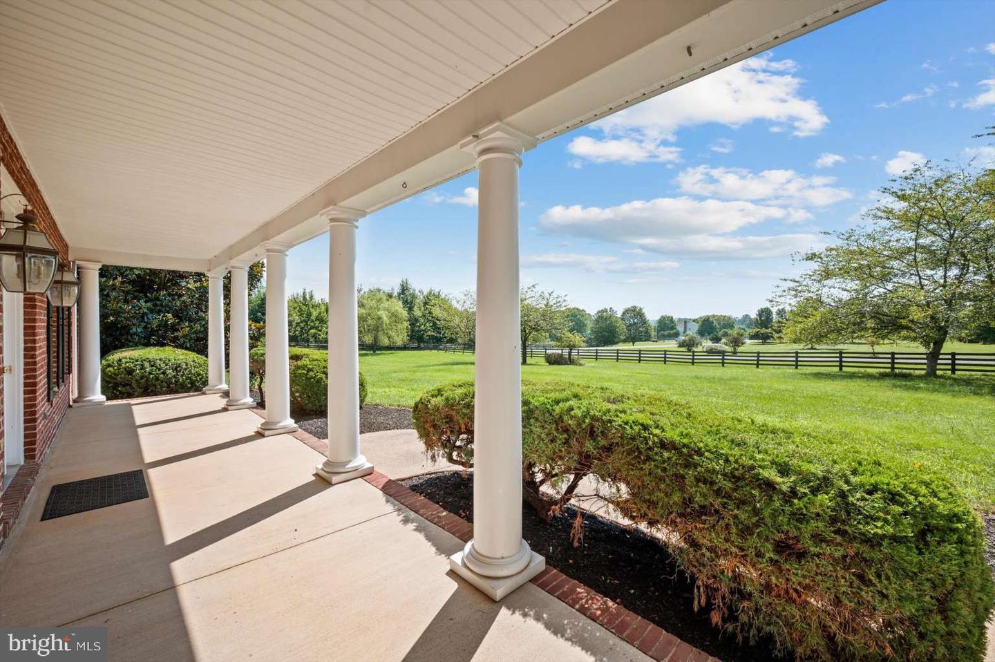 11555 MICA PL, LOVETTSVILLE, Virginia 20180, 4 Bedrooms Bedrooms, 11 Rooms Rooms,3 BathroomsBathrooms,Residential,For sale,11555 MICA PL,VALO2102486 MLS # VALO2102486