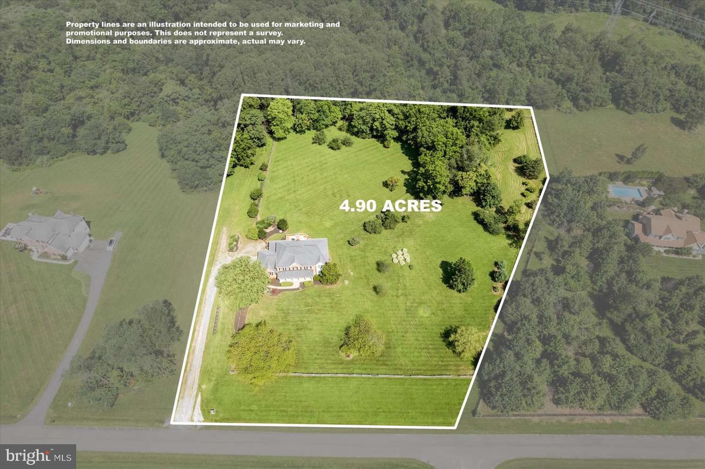 11555 MICA PL, LOVETTSVILLE, Virginia 20180, 4 Bedrooms Bedrooms, 11 Rooms Rooms,3 BathroomsBathrooms,Residential,For sale,11555 MICA PL,VALO2102486 MLS # VALO2102486